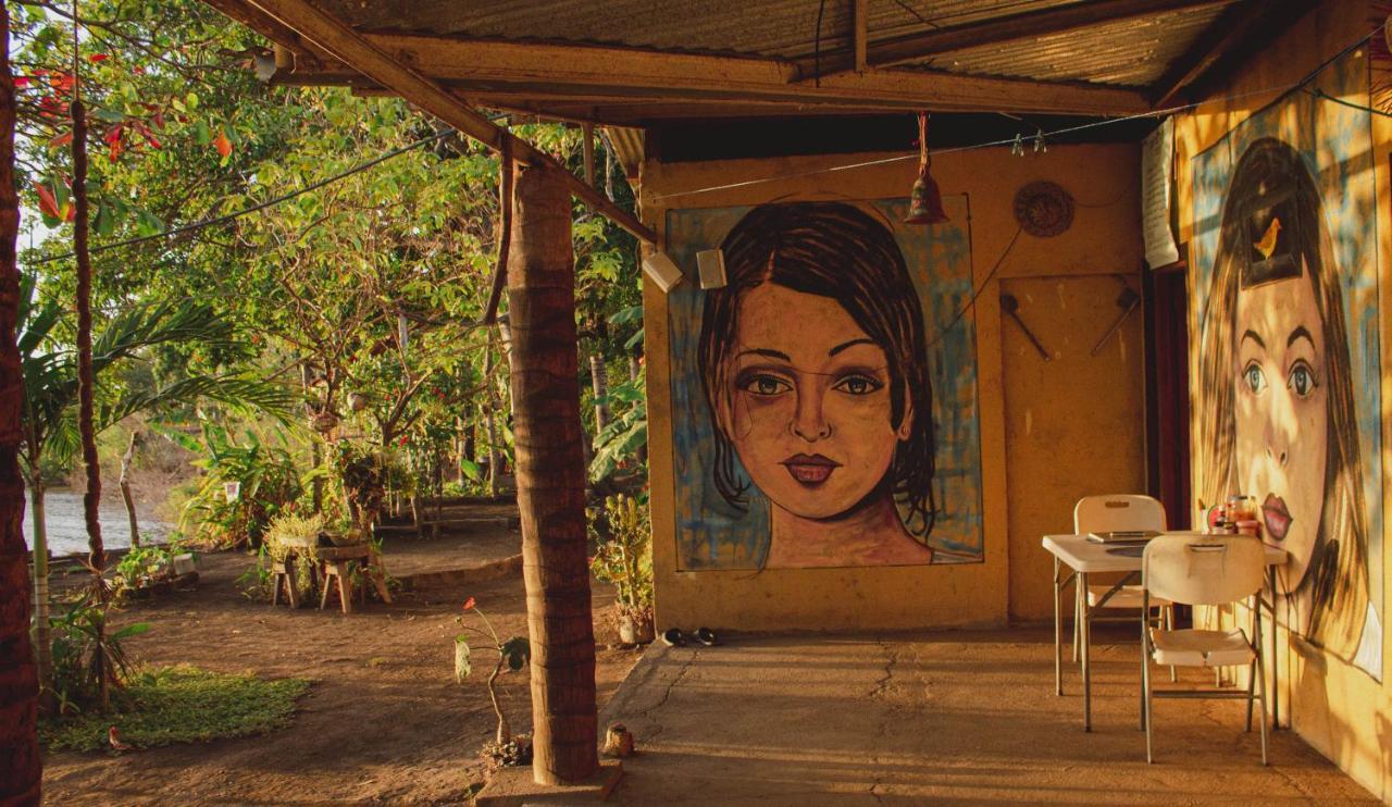 La Casa Del Artista Appartement Esquipulas Buitenkant foto
